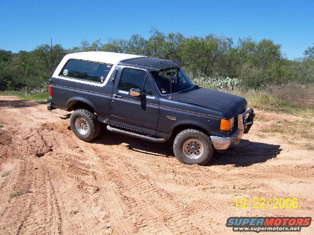 1987 Ford Bronco photo