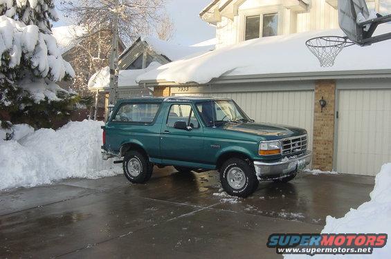 dsc00054.jpg Bronco's look good in snow.