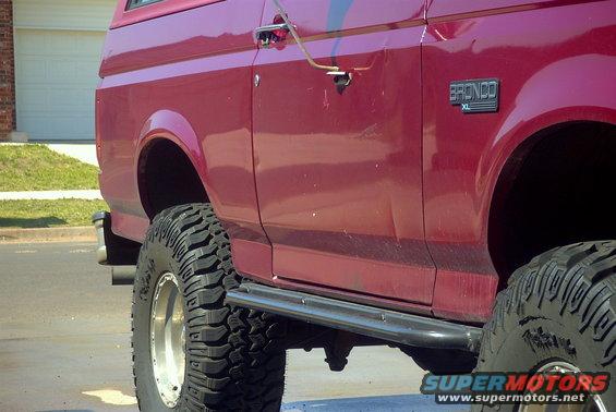1994 Ford Bronco XL side view, showing large tires and side steps