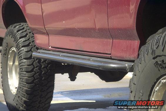1994 Ford Bronco side view showing rock sliders and large tires