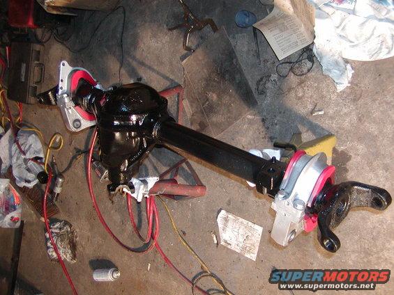Ford Bronco Dana 44 front axle assembly, painted black with red and silver components