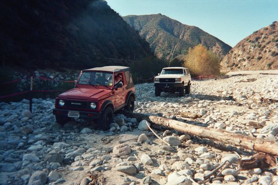 022_20a.jpg 