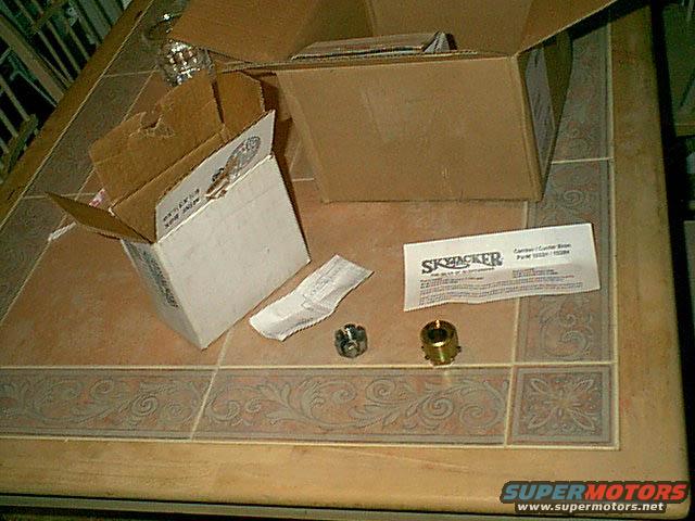camber-bushing5.jpg here is one kit open
1 kit = 1 nut and 1 adjustable camber bushing