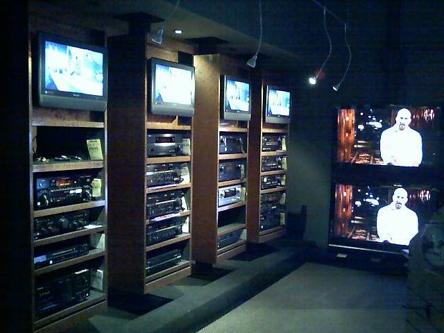 111606_16584.jpg Showroom floor.