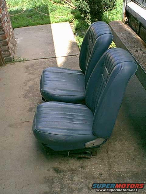 seats.jpg Here is a shot of the drivers side of the seats. these were in good condition. they were sold fast as the track were in great condition.