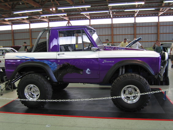 2006-009.jpg 