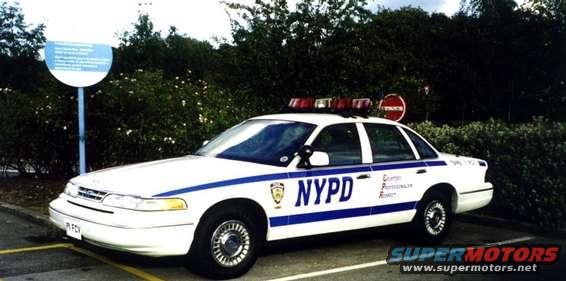 21.jpg Side view of Britvic's ex-NYPD unit.