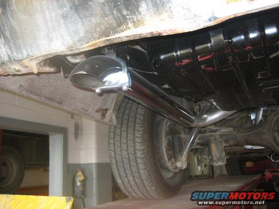 76-ranchero-exhaust-5.jpg 