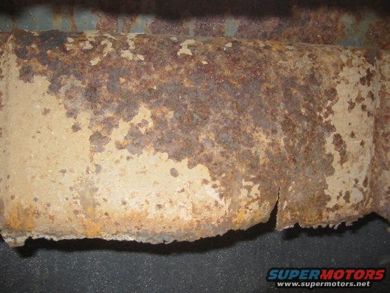 inner-fender.jpg rust on top side of drivers side inner fender. i will be cutting all of this piece out