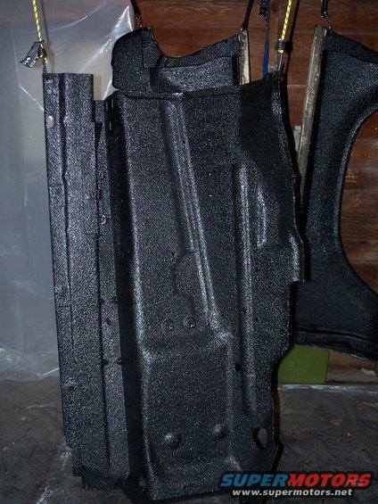 100_0275.jpg Inner Fender #1
