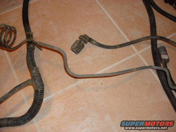 dsc00068.jpg here is the rear anti lock sensor or tone ring counter.