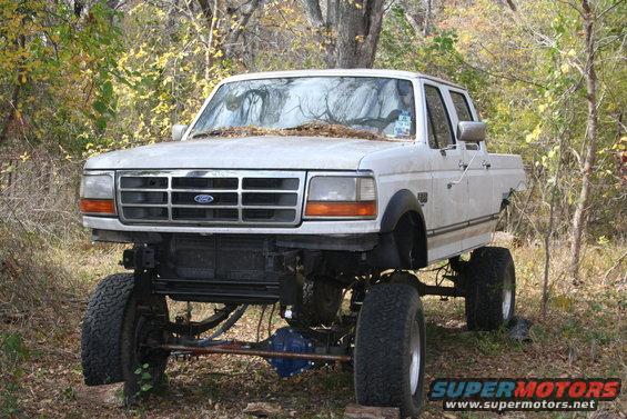 img_4222.jpg The truck as it stood before hacking the old axles off, far from completed, with 12" lift on 35's. 