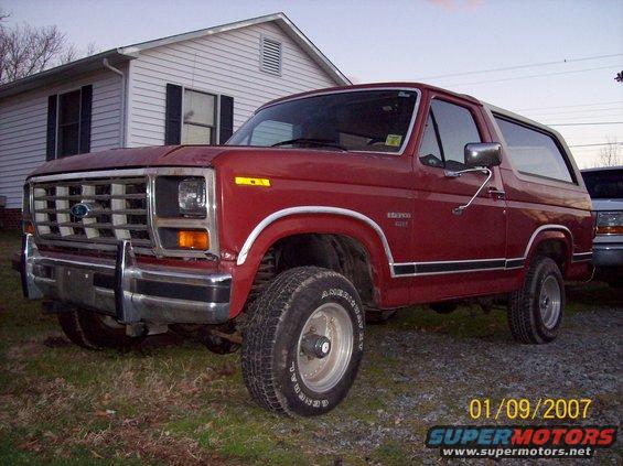 100_0351.jpg No mo' runnin boards...crappy pic