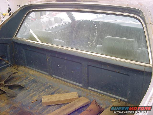 mvc112s.jpg 