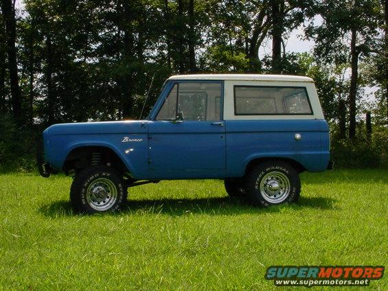 mvc003f.jpg New 2 1/2" lift and 30" x 9.50 Mud Kings