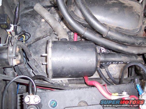 filter1.jpg Air pump filter canister...now gone, thanks to my smog pump delete pulley