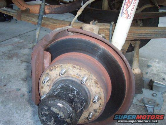 100_2365.jpg right front brake  rotor and hub