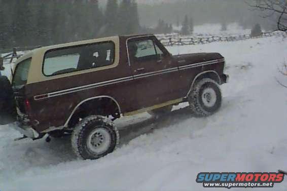 snow11.jpg Here's Rob's '79 doing some flex in the same place I did mine.