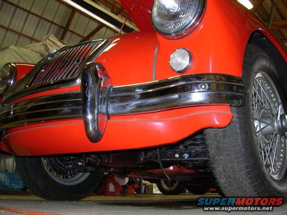 This series of photos will revolve around the car clockwise, looking up at the body & undercarriage.