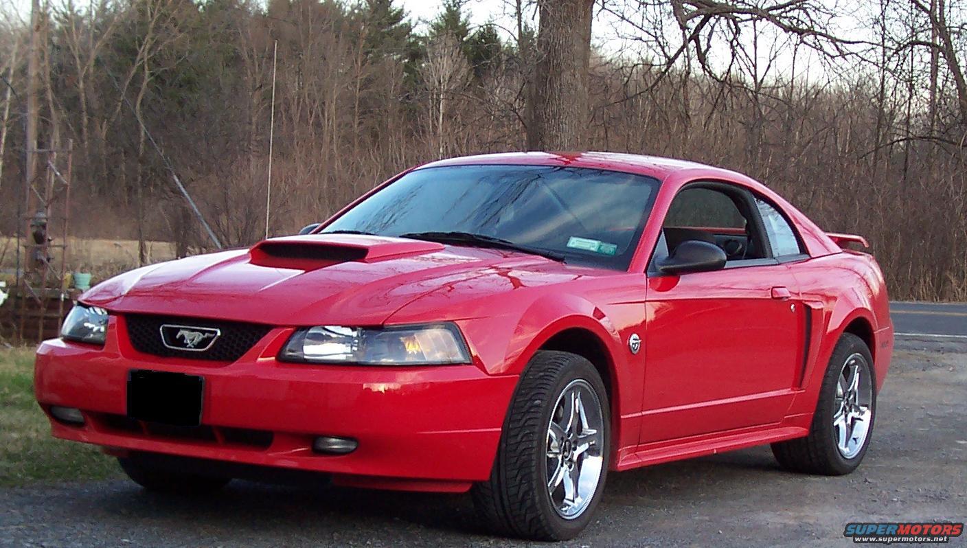 2004 Ford Mustang photo