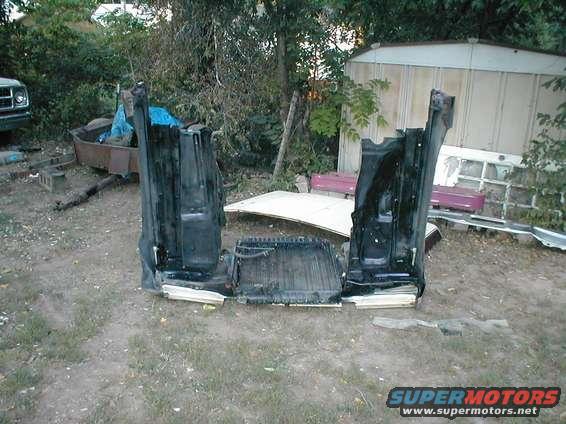 paintedinners.jpg painted the inner fender wells