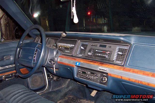 Photo took by the seller - Interior