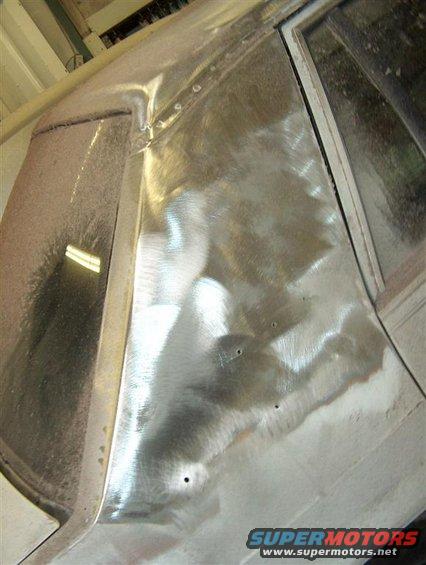 hpim3499-(large).jpg Roof = metal