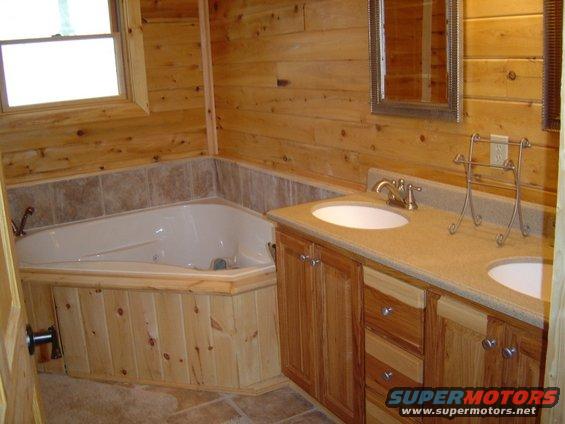 master-bath.jpg 