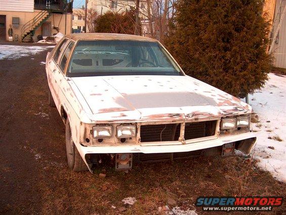 hpim3519-(large).jpg Rusting outside