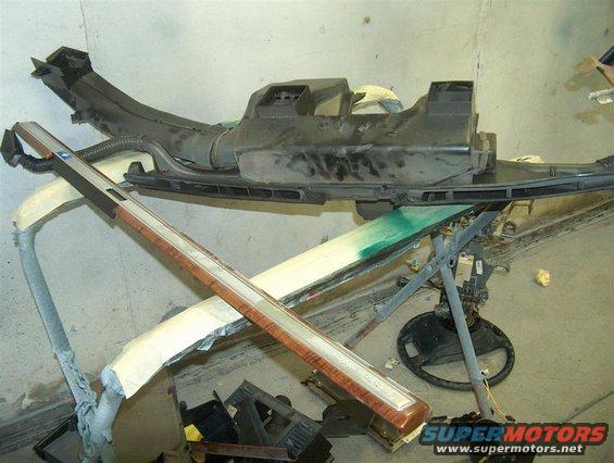 hpim3606-(large).jpg Dash removed