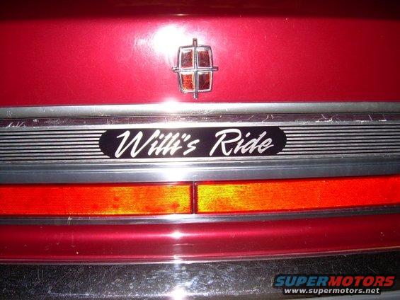 1989 Lincoln Town Car rear with 'Willi's Ride' sticker and red taillights