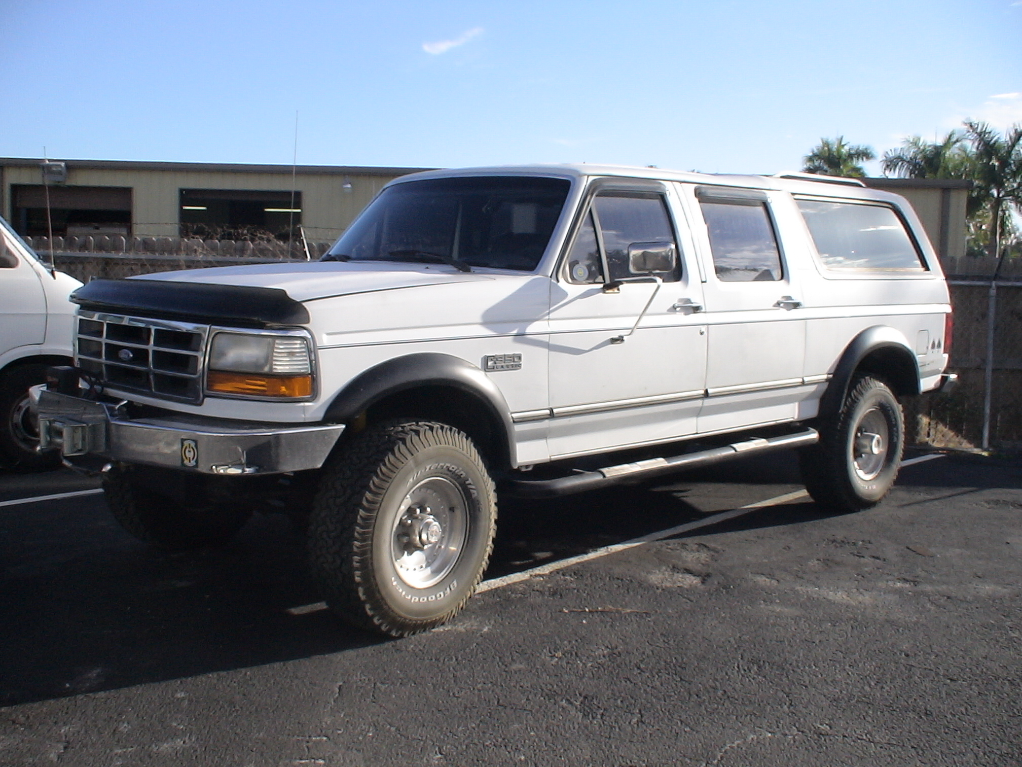 Ford centurion c-350
