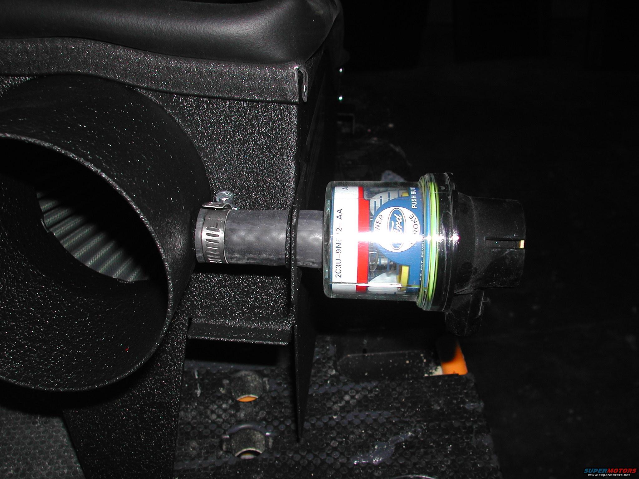 2002 Ford Excursion photo