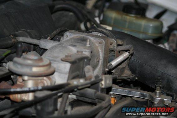 engine-pics-002-edit.jpg the little brass piece where the red circle is around is where the plug sits on.