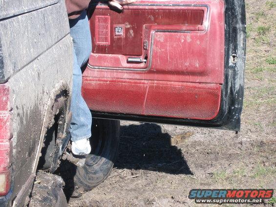 img_3000.jpg you can see the water line on the pouch