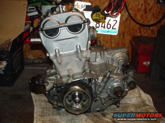 dsc00279.jpg Whole engine before total rebuild