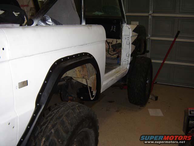 020307-001.jpg Fender Flares