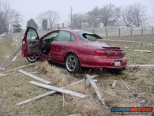 june-hhans-sho.jpg June tried a 29 mm rear bar.....