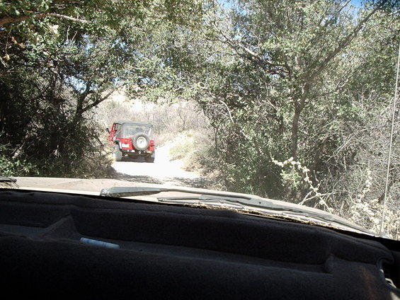 p2240108.jpg They should really make Jeeps bigger.