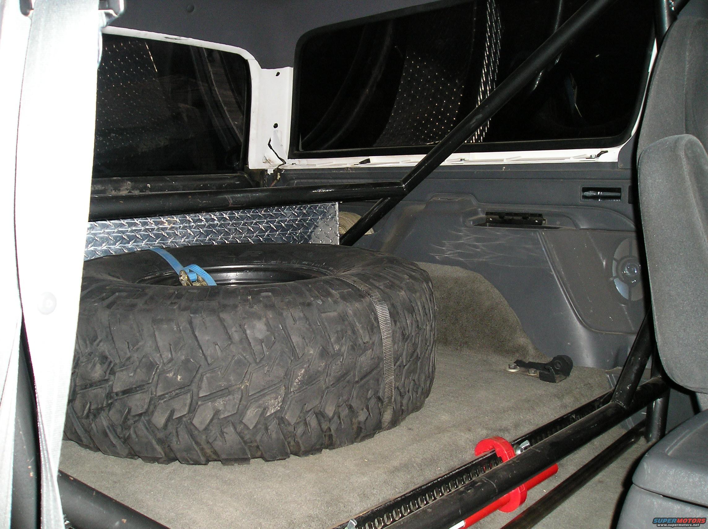 1993 Ford Bronco photo
