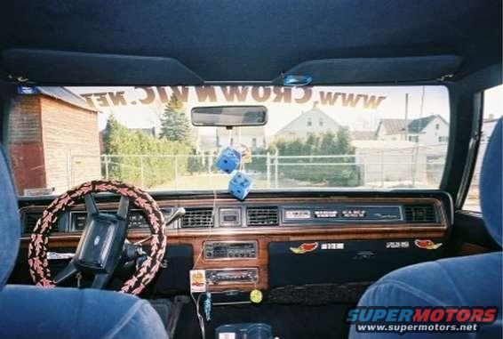 89vic2.jpg Inside. I know, I got too much stuff =P