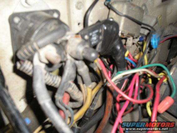 p1010130.jpg mega fuse install