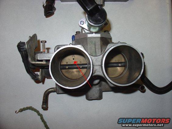 old-throttle-body-hole.jpg 