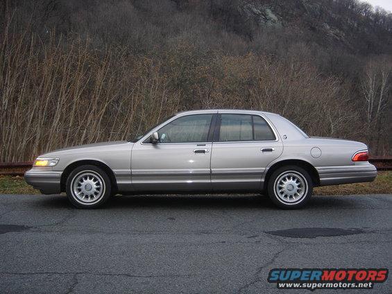 dsc00780.jpg Side shot of the car