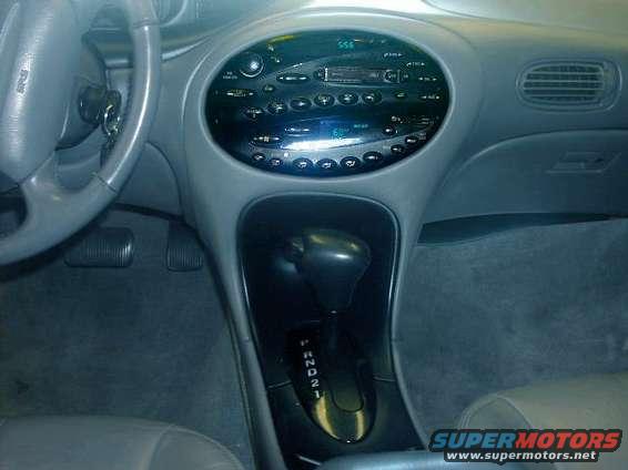 car_1.jpg Heres the first set of pictures I took.