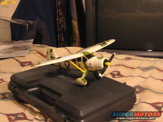 planemodel3a.jpg doubles as a bank