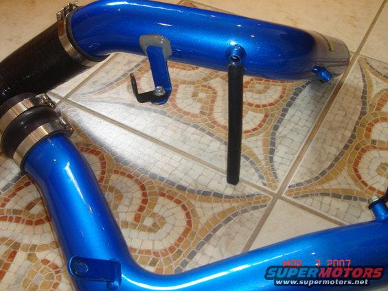 Blue intake pipe with black hose and visible text 'SUPERMOTORS 2007'