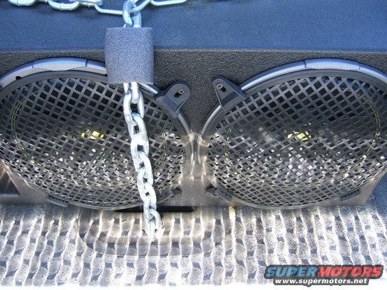 2 Kicker 12'' 300W (each) subs