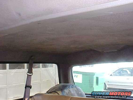 Hard to see but the headliner is filthy.  My Dad was a chain smoker.  I'm going to replace the headliner and the carpet. 07/30/02