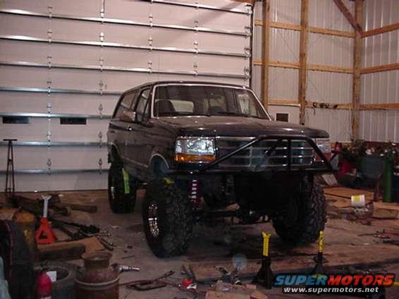 cool_shot.jpg the night i finished(atleast with lift and lockers and bumpers)
